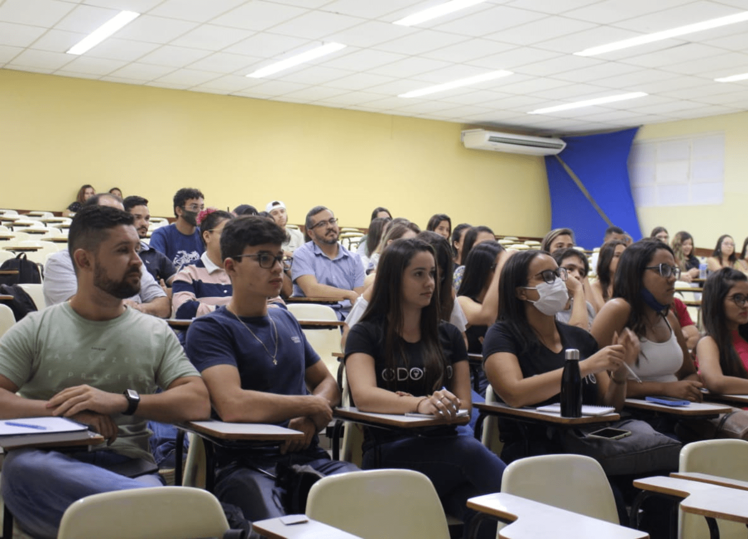 Você está visualizando atualmente Futuros cirurgiões Dentistas Participam de Palestra Sobre Ortopedia Funcional dos Maxilares