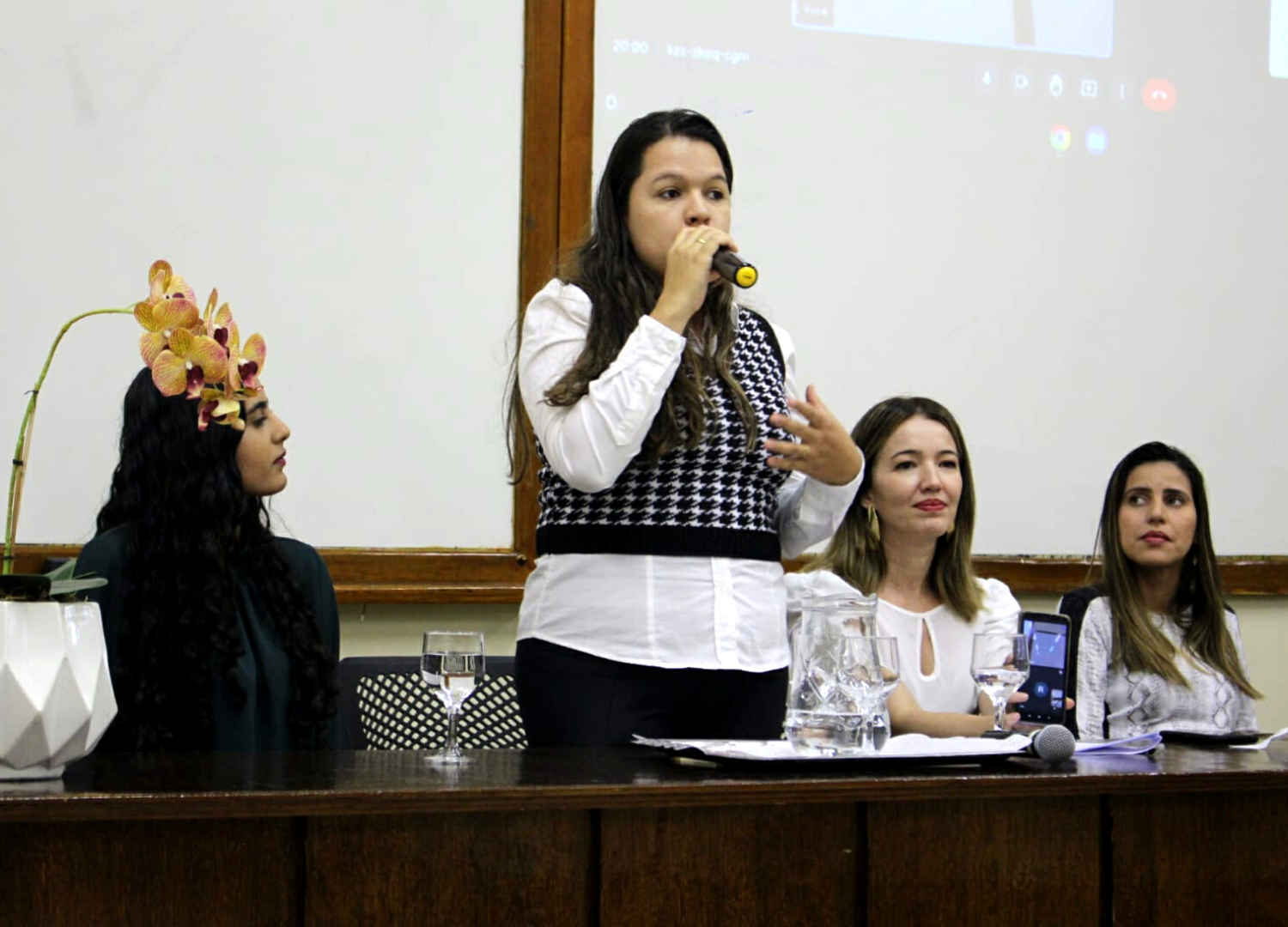 Você está visualizando atualmente Dia do Nutricionista é Comemorado com Palestra